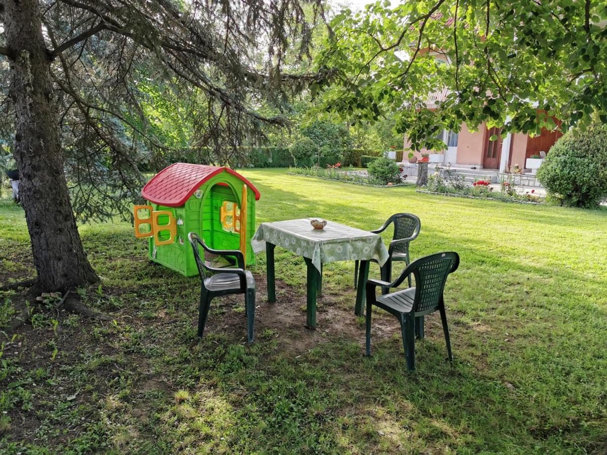 Apartments Domacinstvo Nikolic Valjevo Buitenkant foto