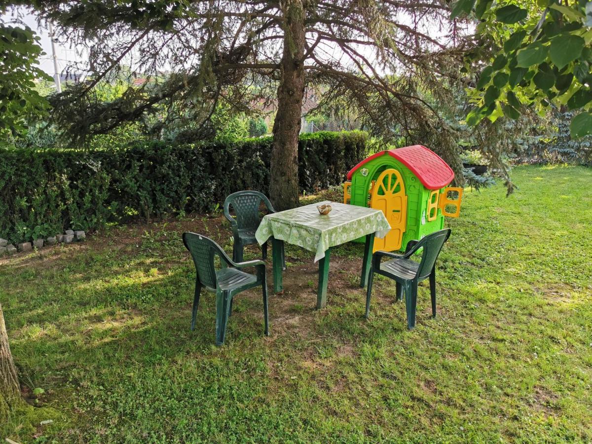 Apartments Domacinstvo Nikolic Valjevo Buitenkant foto