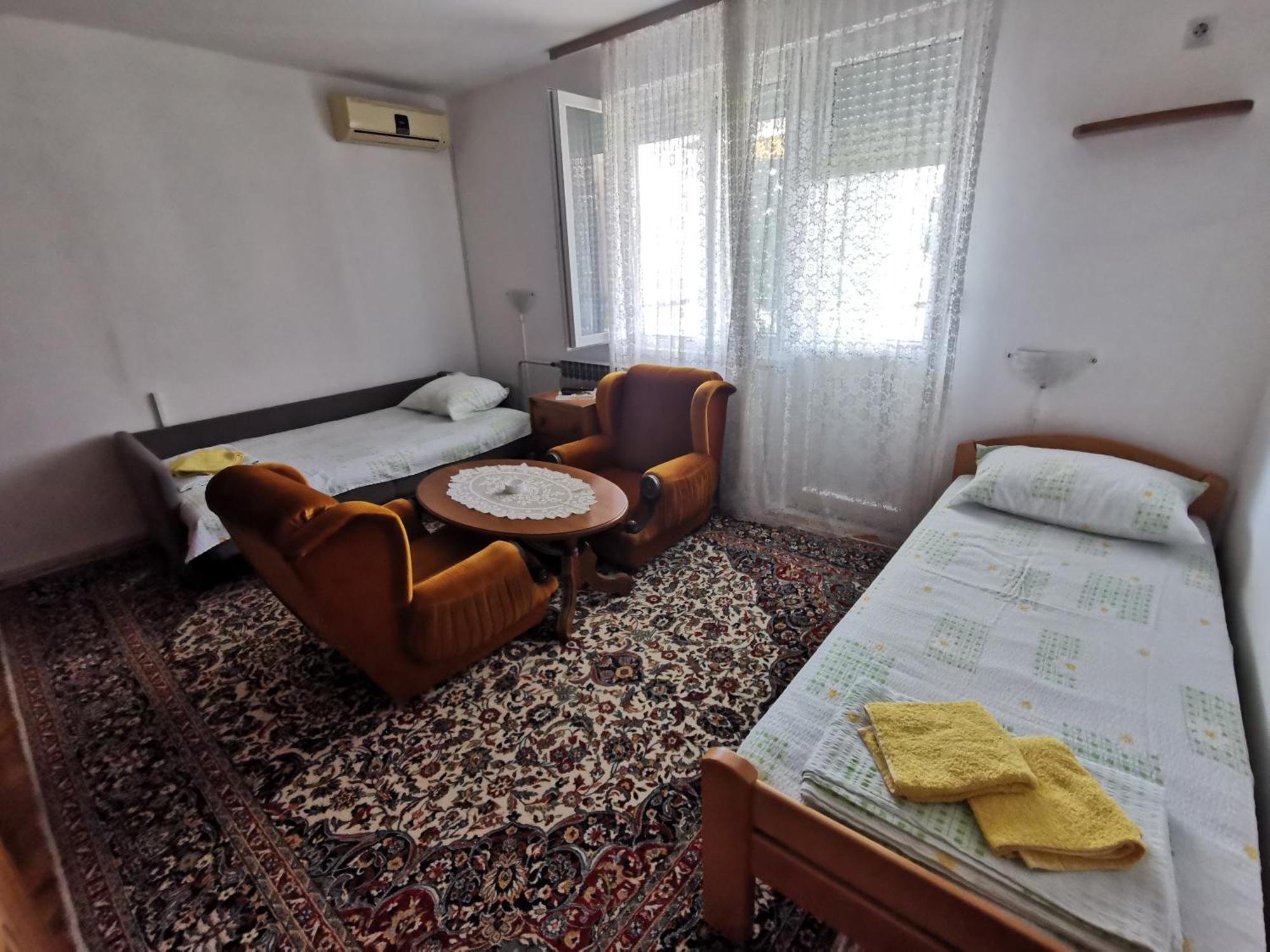 Apartments Domacinstvo Nikolic Valjevo Buitenkant foto
