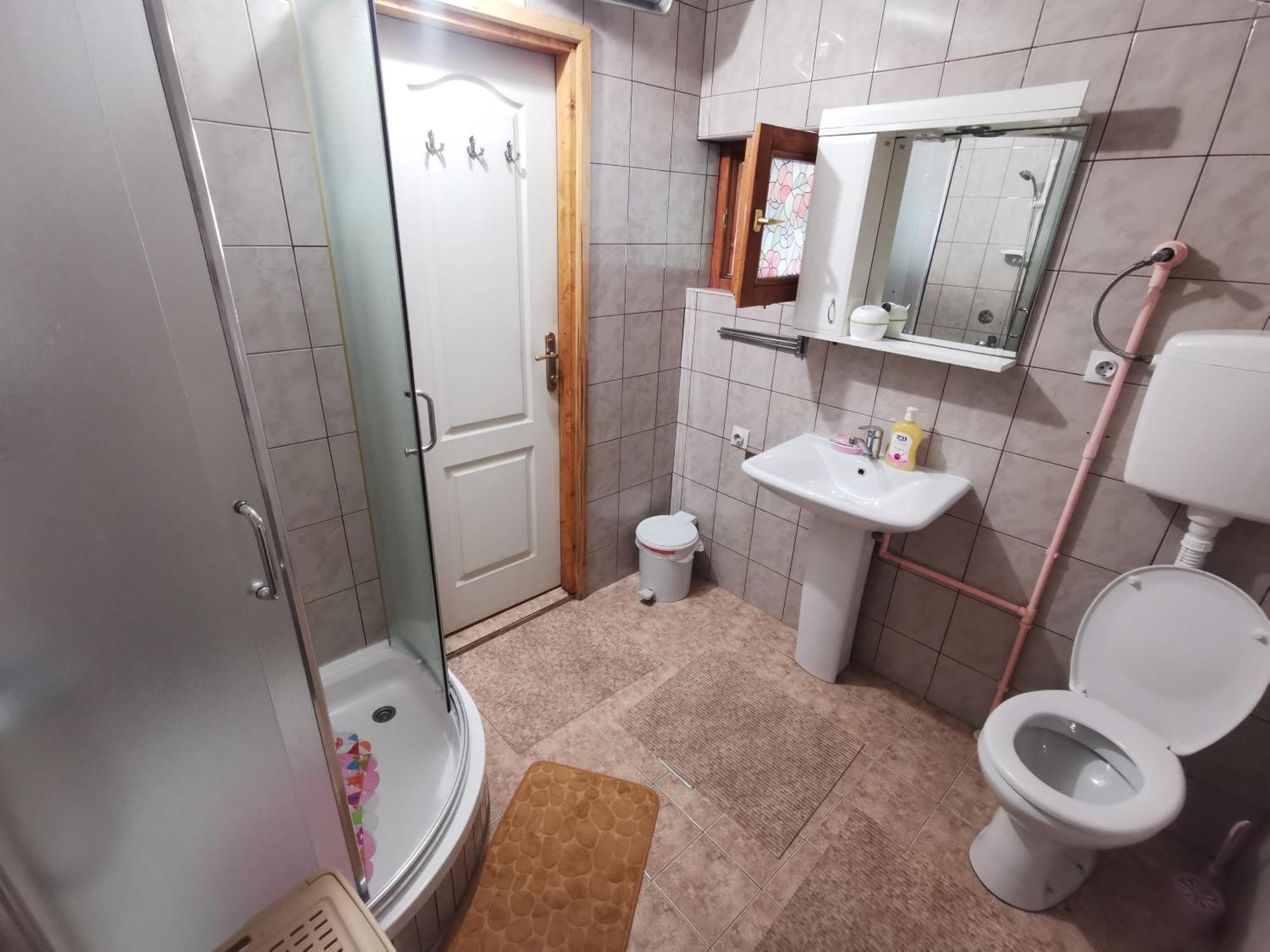 Apartments Domacinstvo Nikolic Valjevo Buitenkant foto