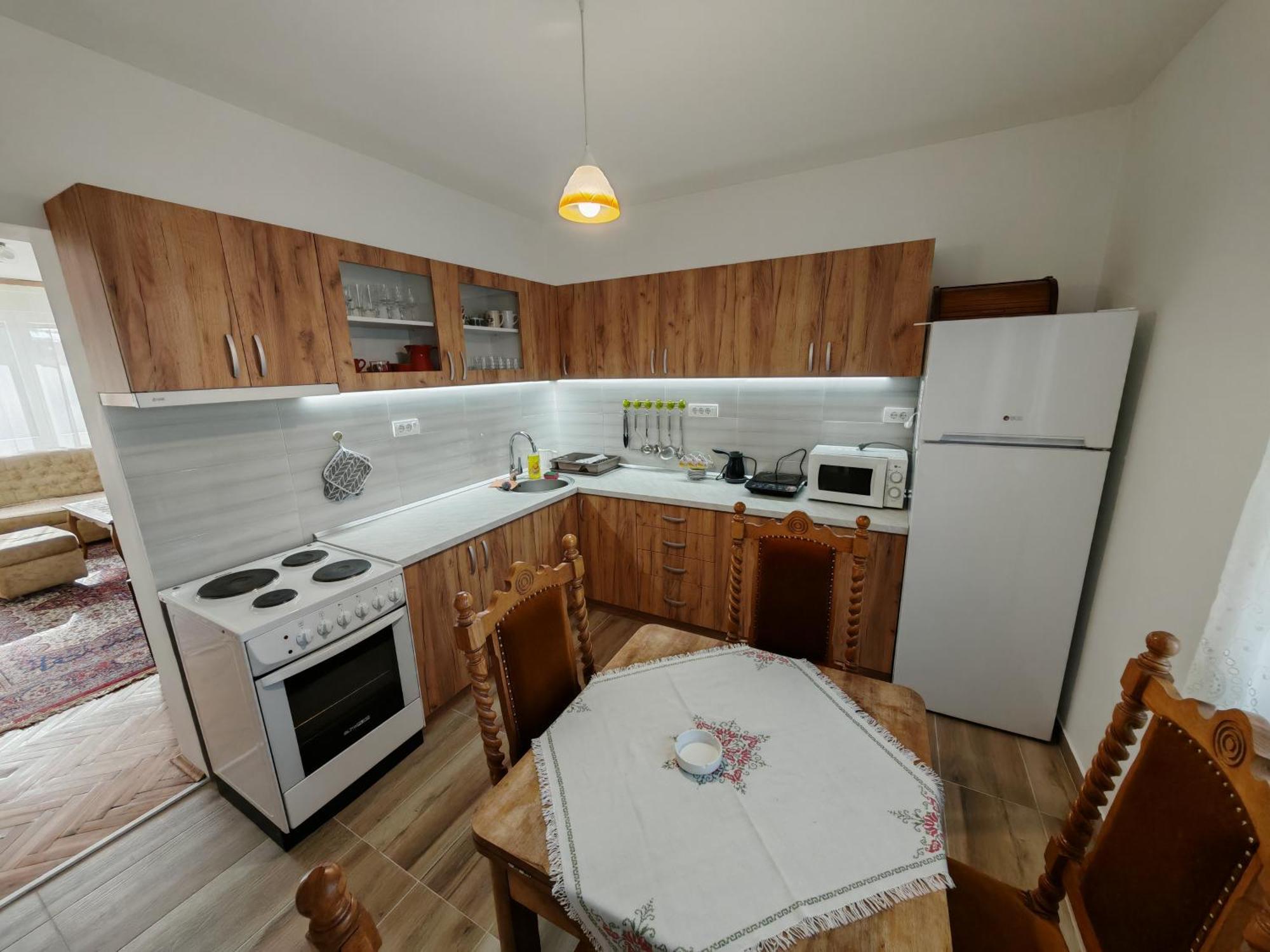 Apartments Domacinstvo Nikolic Valjevo Buitenkant foto