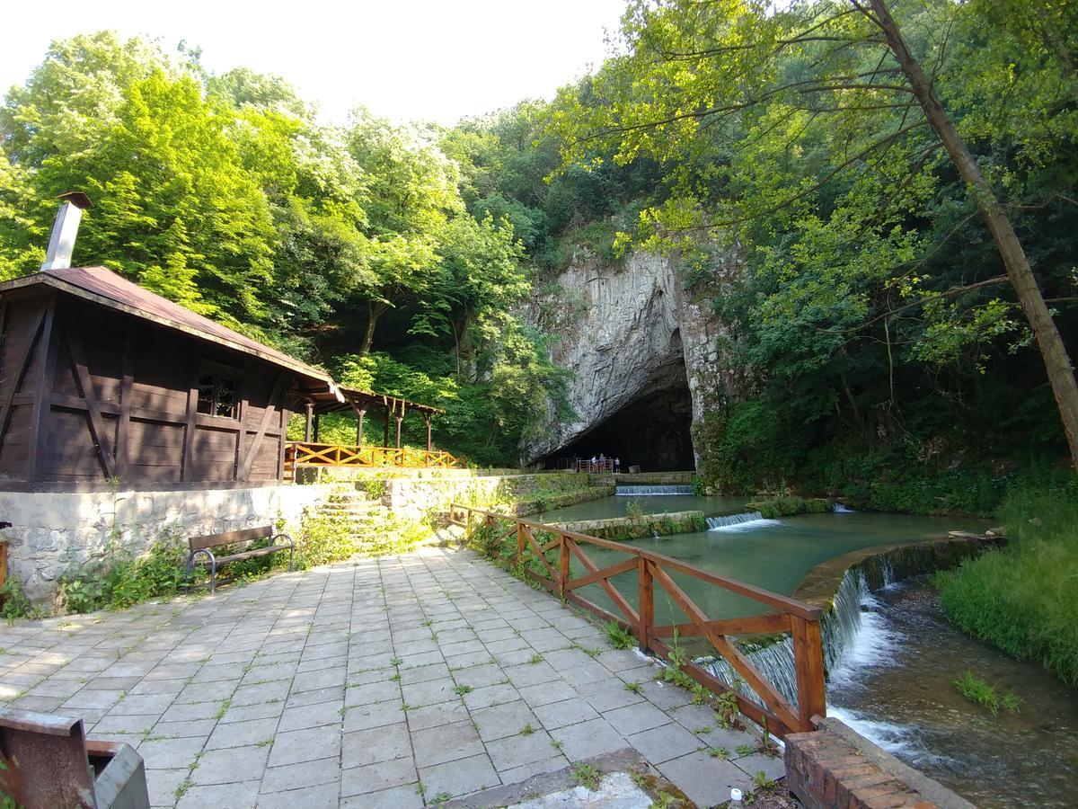 Apartments Domacinstvo Nikolic Valjevo Buitenkant foto