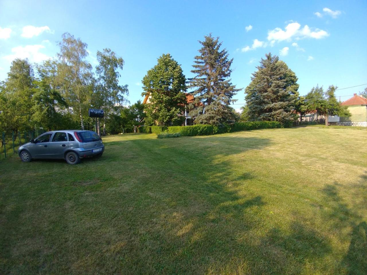 Apartments Domacinstvo Nikolic Valjevo Buitenkant foto