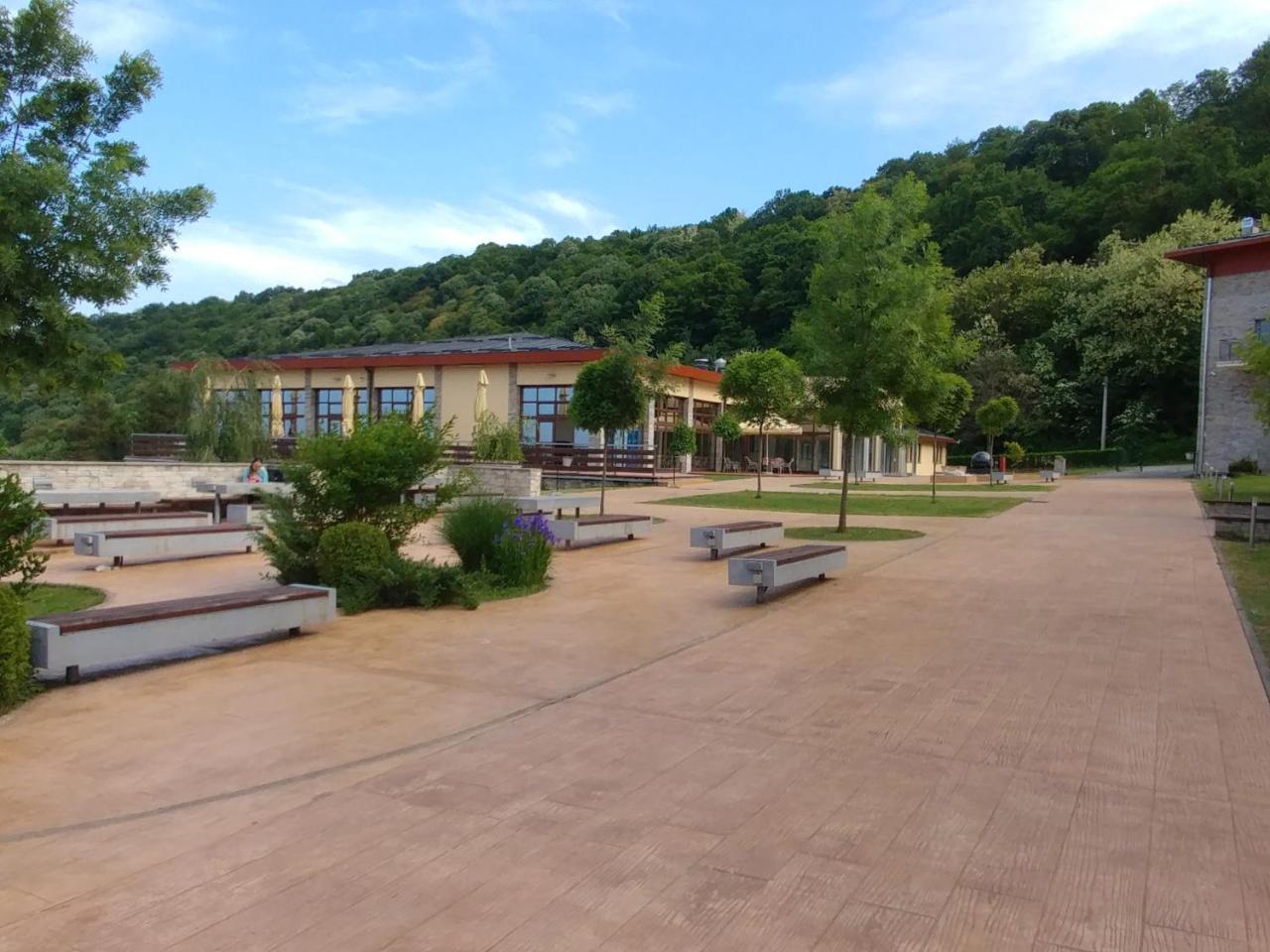 Apartments Domacinstvo Nikolic Valjevo Buitenkant foto